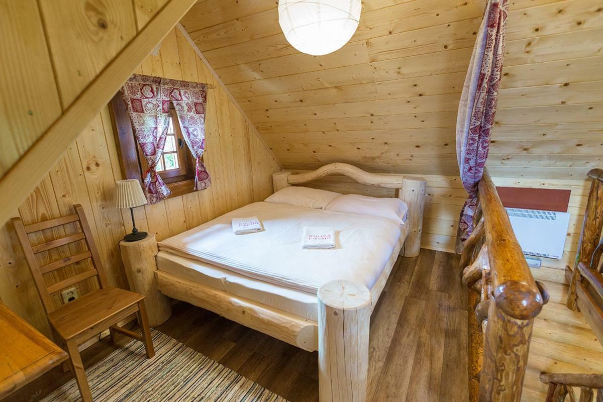 Apartmán Koliba Pacho - Zrub Evka